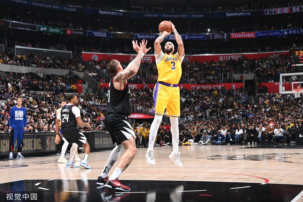 虽然他的一 虽然他的一