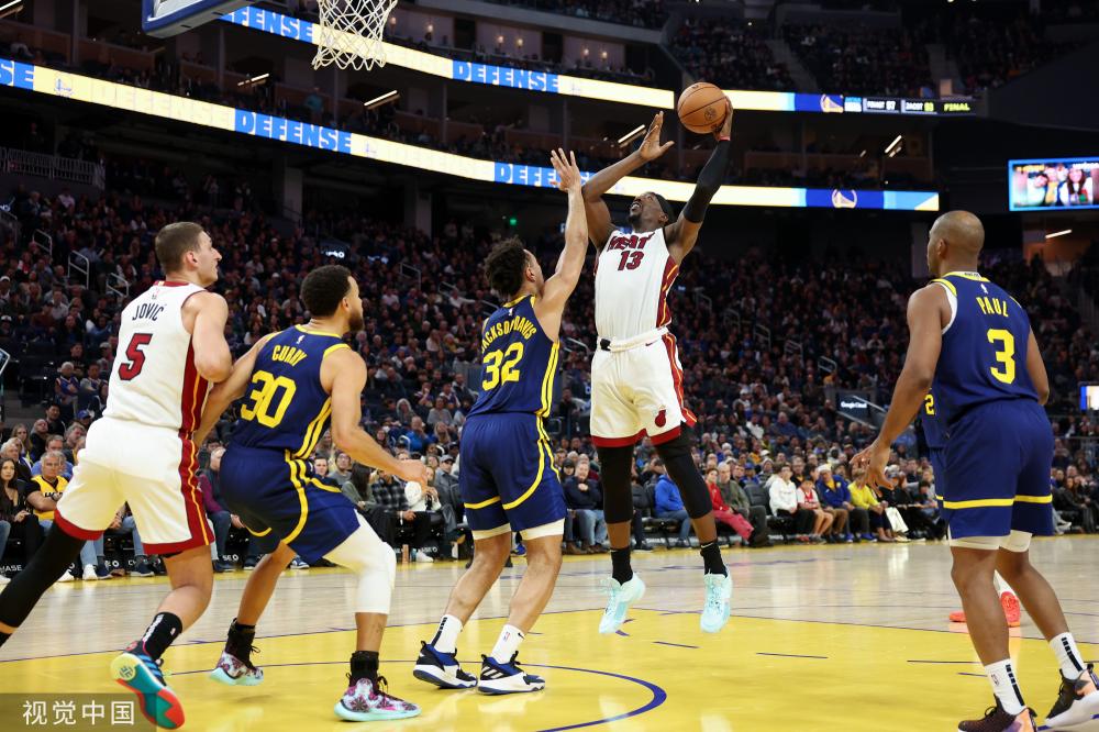 自第一个哨 自第一个哨